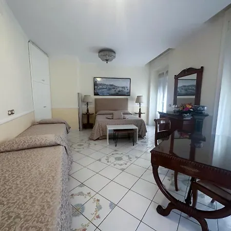 Apartment Pagina Storica Di Neapel