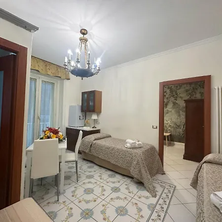 Pagina Storica Di Appartamento Napoli